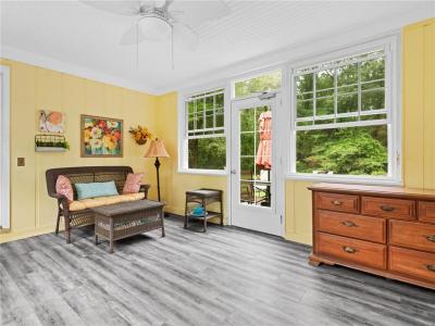 110 Hopkins Avenue, Johnston, Rhode Island 02919