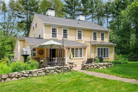 3435 Diamond Hill Road Road, Cumberland, Rhode Island 02864, Estados Unidos