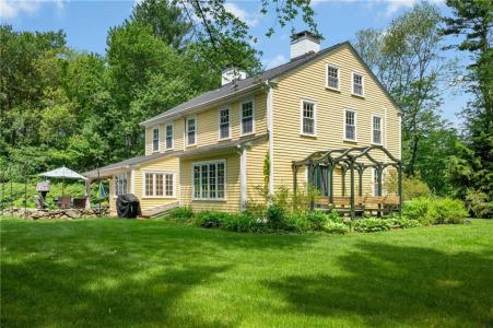 3435 Diamond Hill Road Road, Cumberland, Rhode Island 02864, Estados Unidos