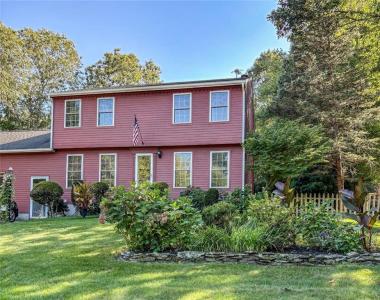 2 Country View Drive, Coventry, RI 02816, USA