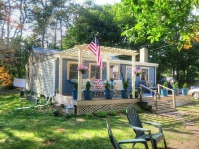 108 Balsam Road, South Kingstown, RI 02879, USA
