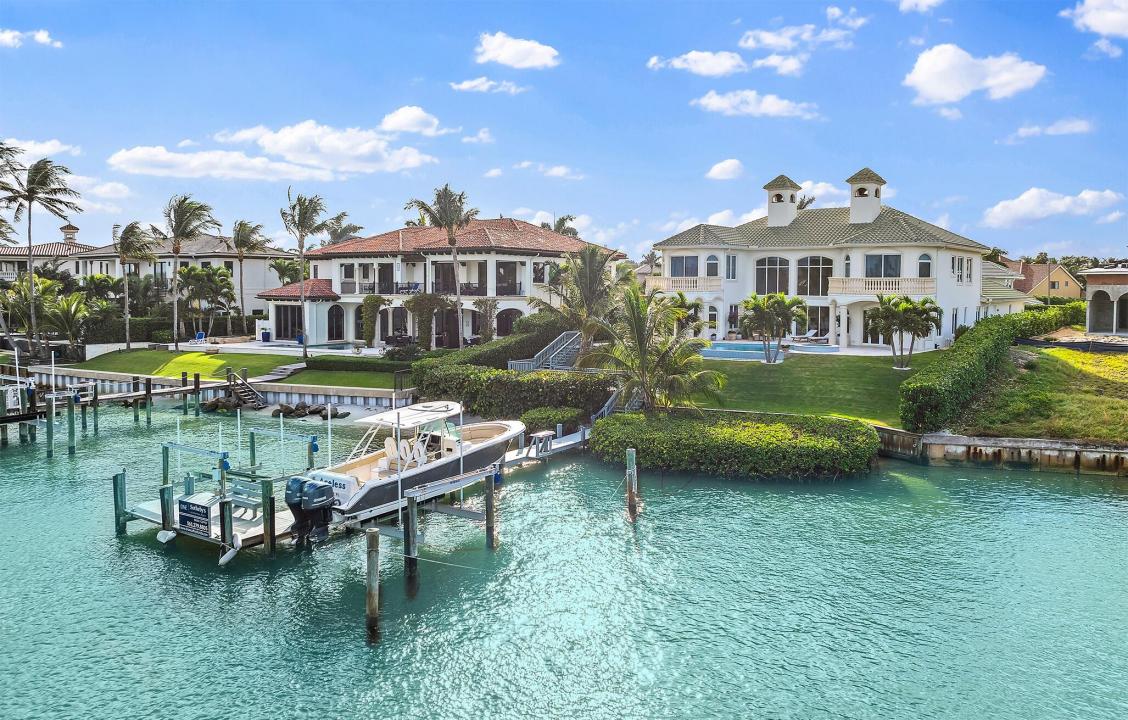 17129 SE Limerick Court, Tequesta, Florida 33469