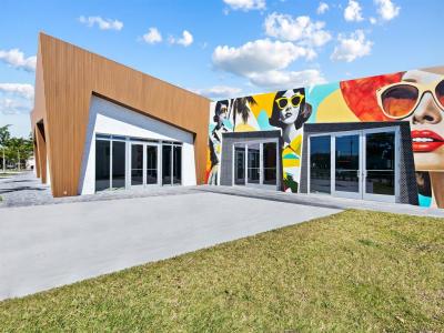 410 NE 1st Ave, Hallandale Beach, Florida 33009