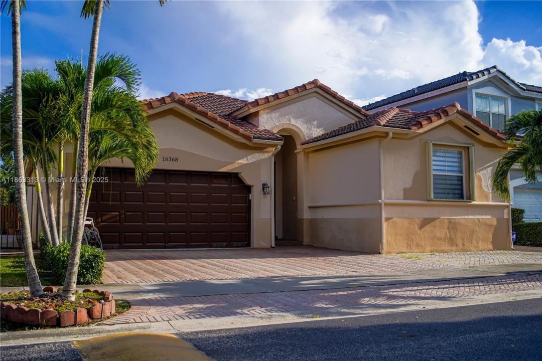 16368 SW 43rd Ter, Kendall, Florida 33185, Amerika Birleşik Devletleri