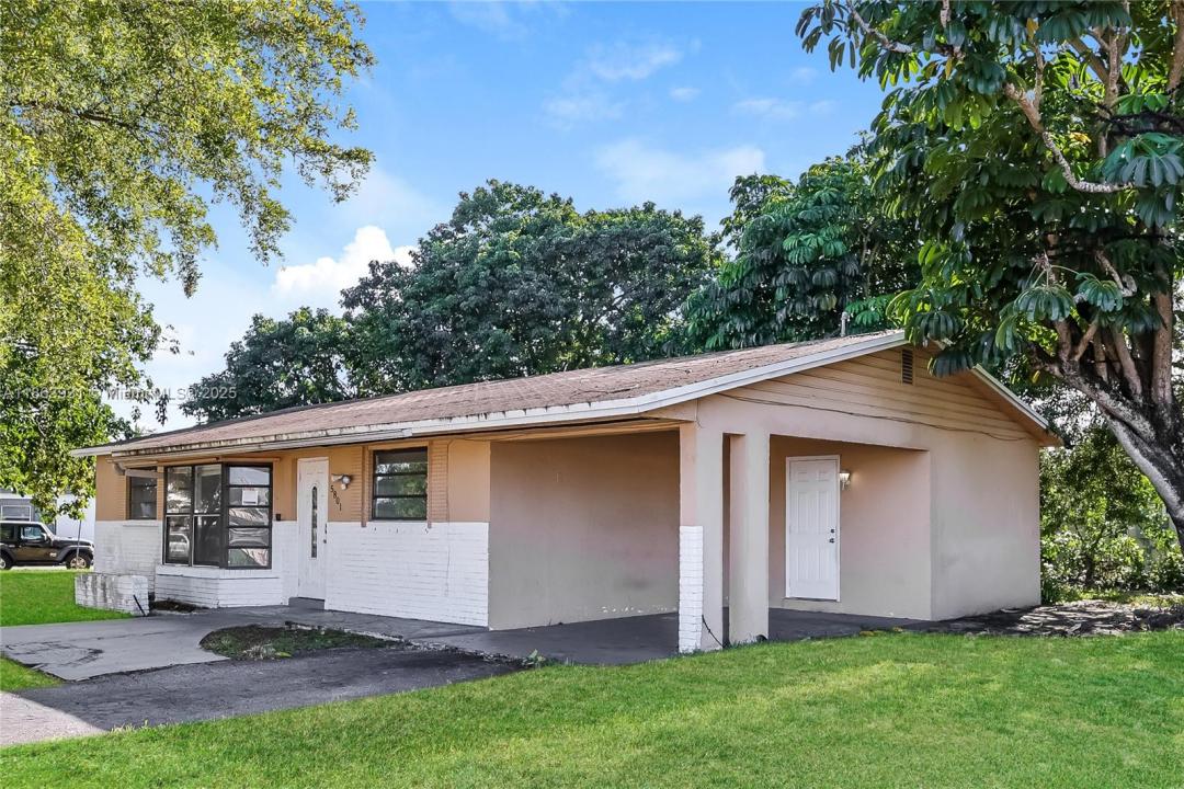 5801 Royal Palm Blvd 1, Margate, Florida 33063