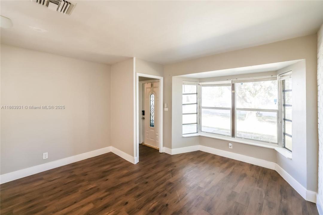 5801 Royal Palm Blvd 1, Margate, Florida 33063