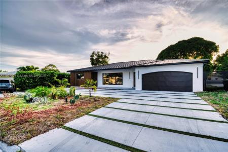5561 NE 28th Ave, Fort Lauderdale, Florida 33308, USA