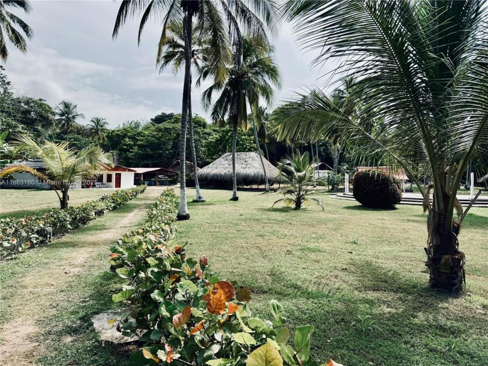 100 santa marta, Florida