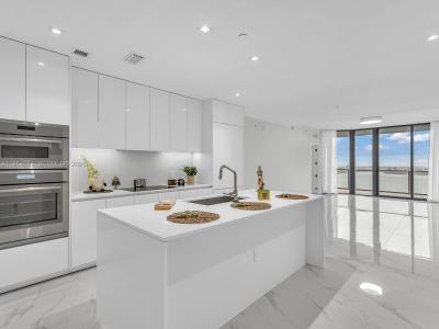 700 NE 24 ST 4603, Miami, Florida 33137, USA