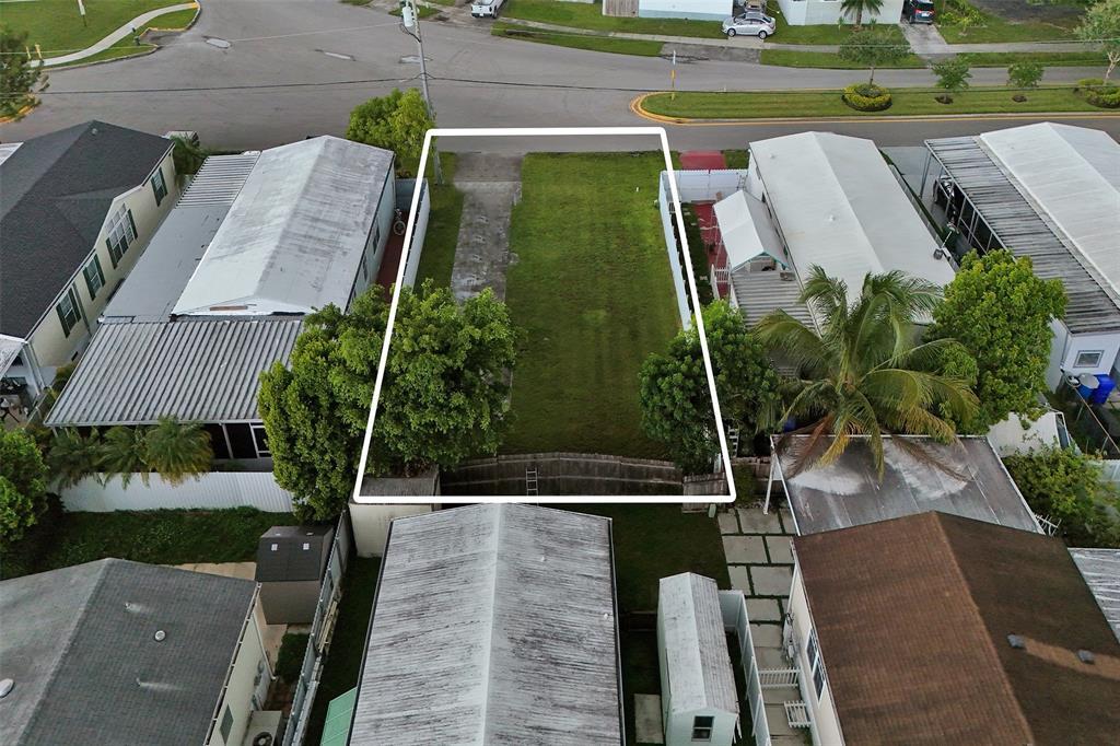 601 NW 215th Ave, Pembroke Pines, Florida 33029