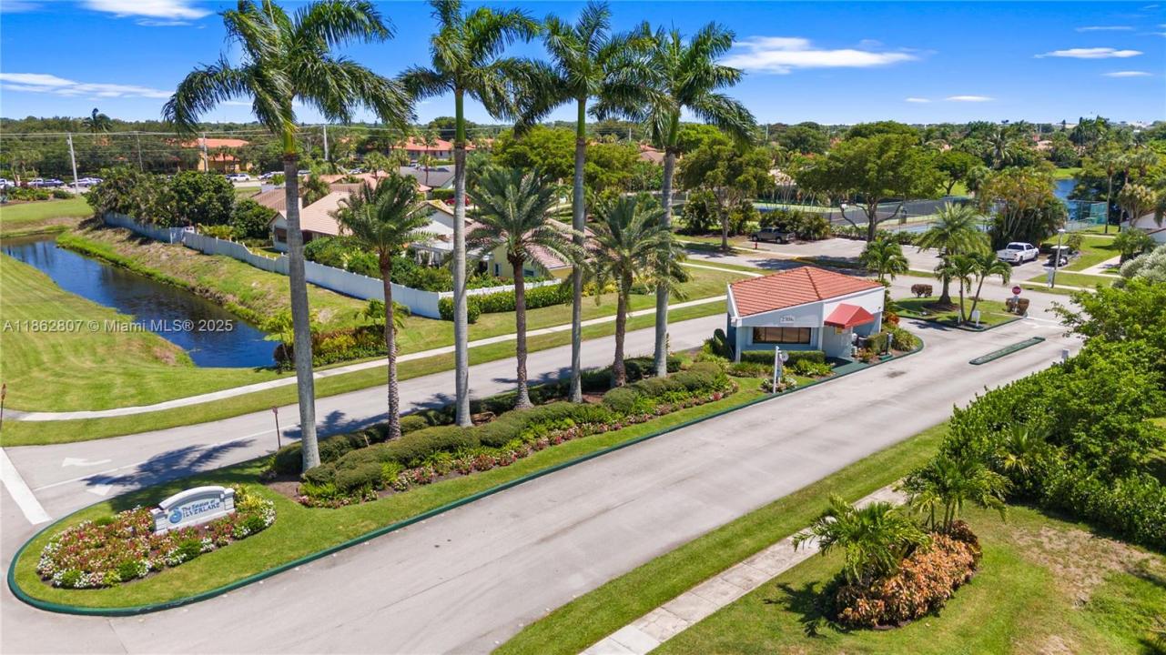 2451 SW 23rd Cranbrook Dr, Boynton Beach, Florida 33436