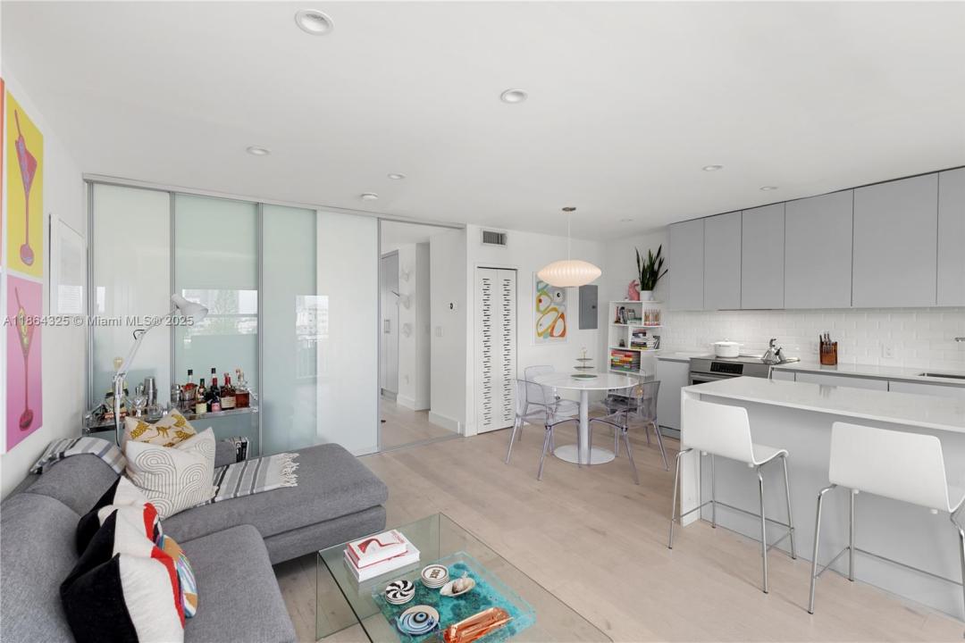 363 Washington Ave 63, Miami Beach, フロリダ 33139, アメリカ合衆国