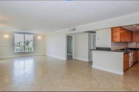 10350 W Bay Harbor Dr 6H, Bay Harbor Islands, Florida 33154, USA
