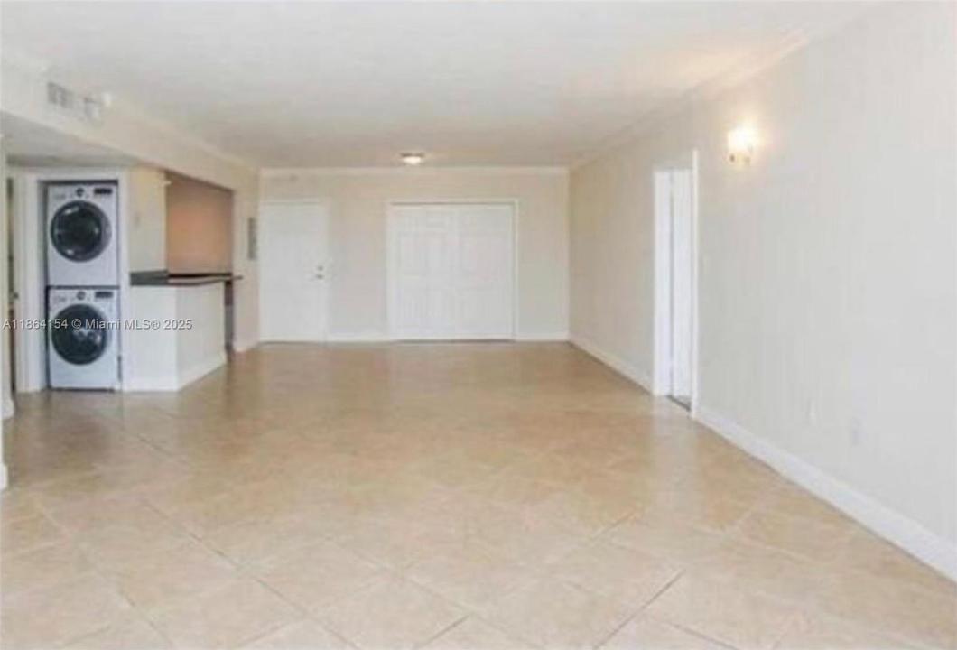 10350 W Bay Harbor Dr 6H, Bay Harbor Islands, Florida 33154, USA