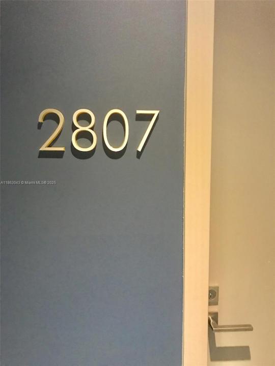 55 SW 9th St 2807, Miami, Florida 33130, Stati Uniti