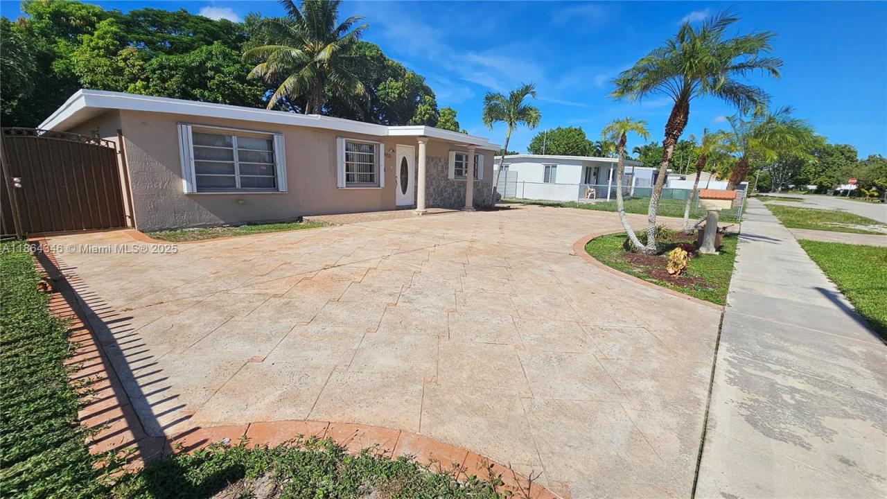 453 E 61st St, Hialeah, Flórida 33013, Estados Unidos