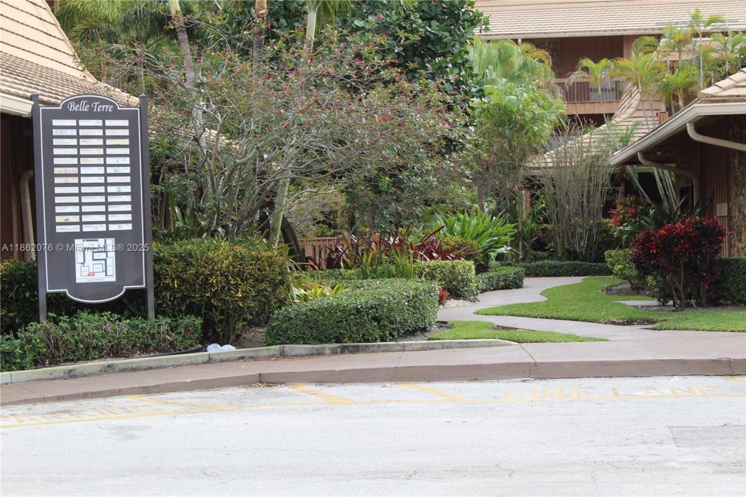 7800 W Oakland Park Blvd 4A11, Sunrise, Floryda 33351, USA