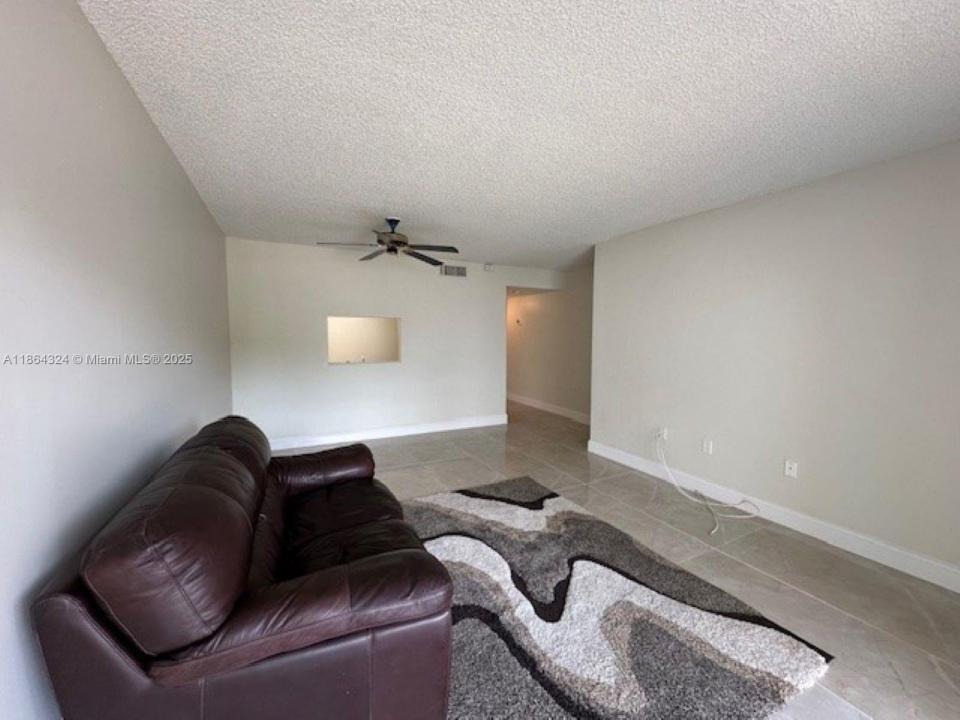 721 N Pine Island Rd 214, Plantation, Florida 33324