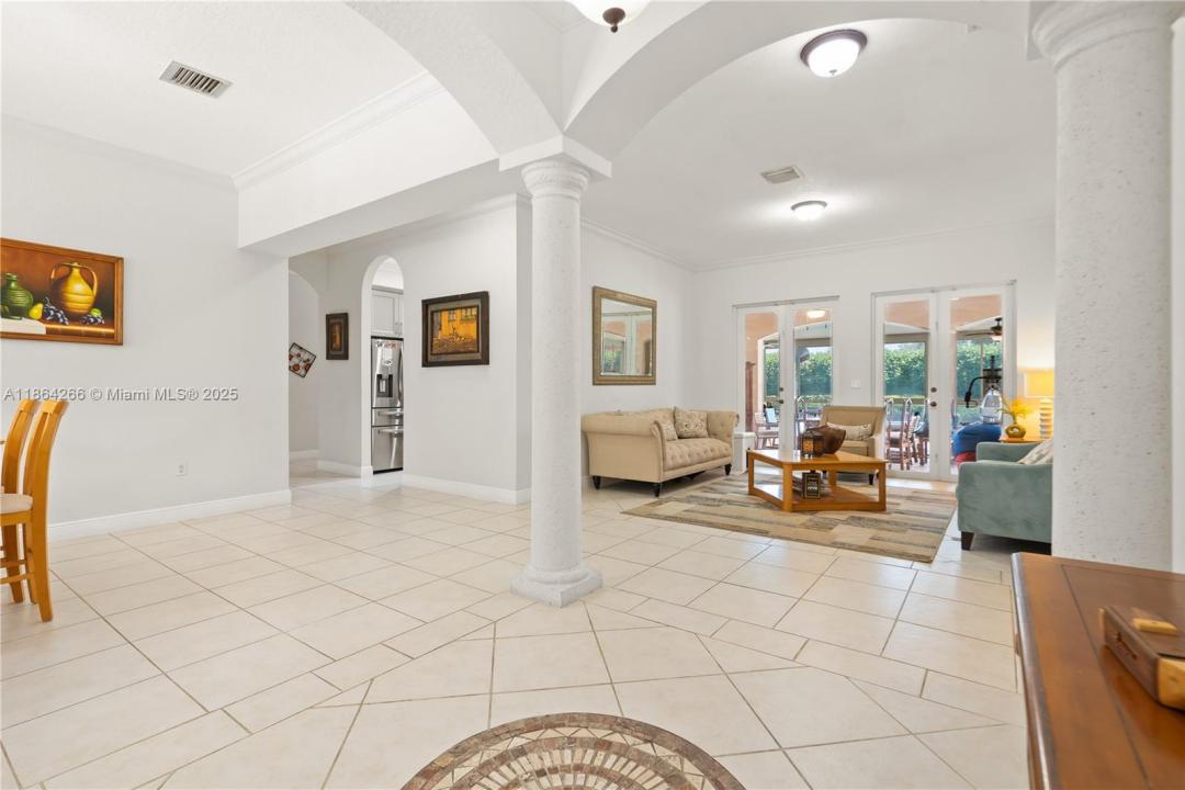 8366 SW 193rd St, Cutler Bay, Florida 33157
