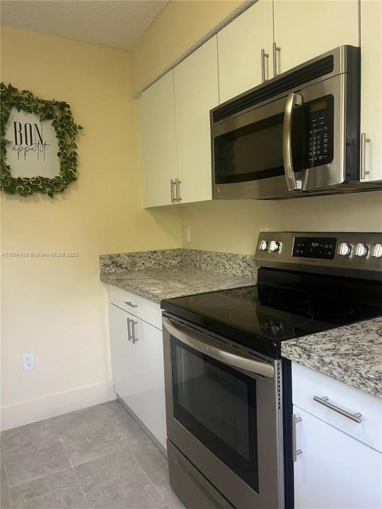 805 N Franklin Ave 805D, Homestead, Florida 33034, USA