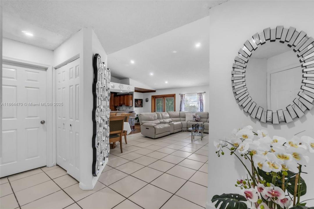 2590 SE 7th Pl, Homestead, Florida 33033, Stati Uniti