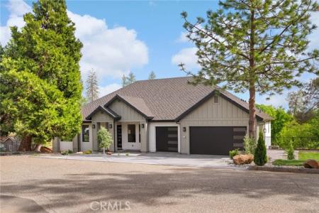 Pinewood Drive, Paradise, California 95969