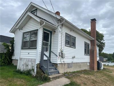32 Shore Drive, Charlestown, Rhode Island 02813, Estados Unidos