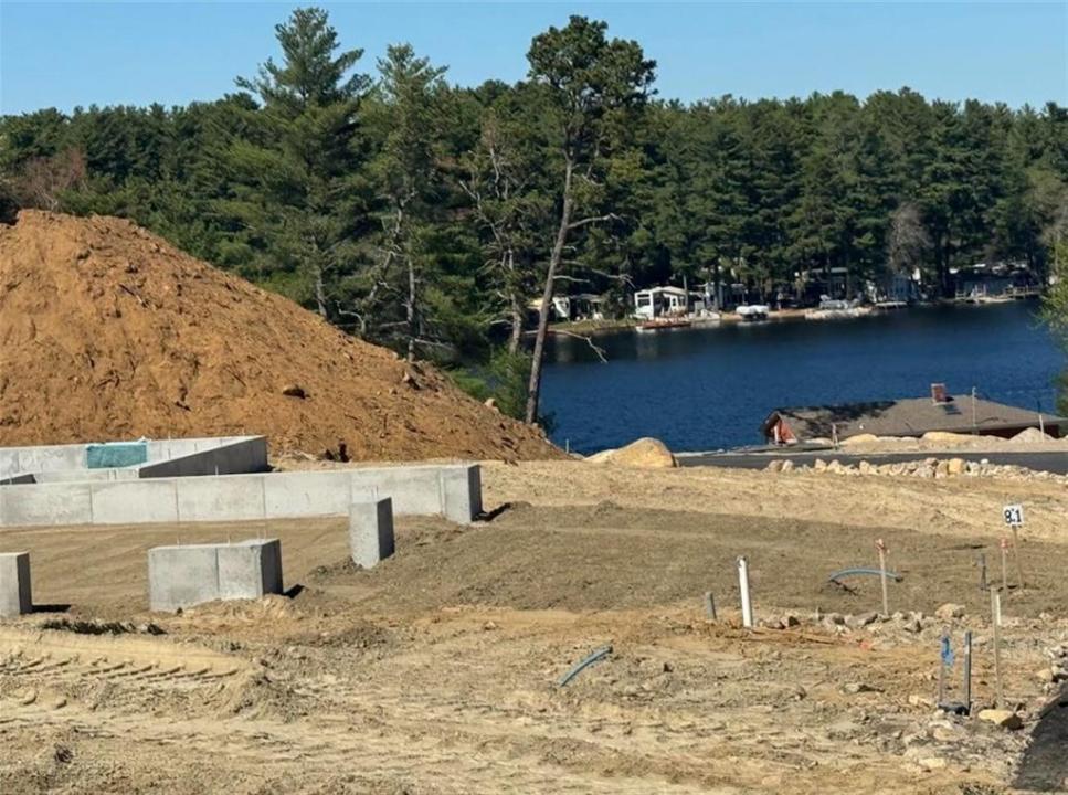 81 Sunset Lake Circle, Coventry, Rhode Island 02816