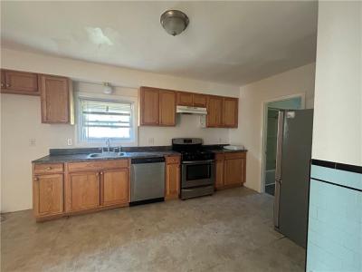 12 Sanford Avenue 1, Cumberland, Rhode Island 02864, Estados Unidos