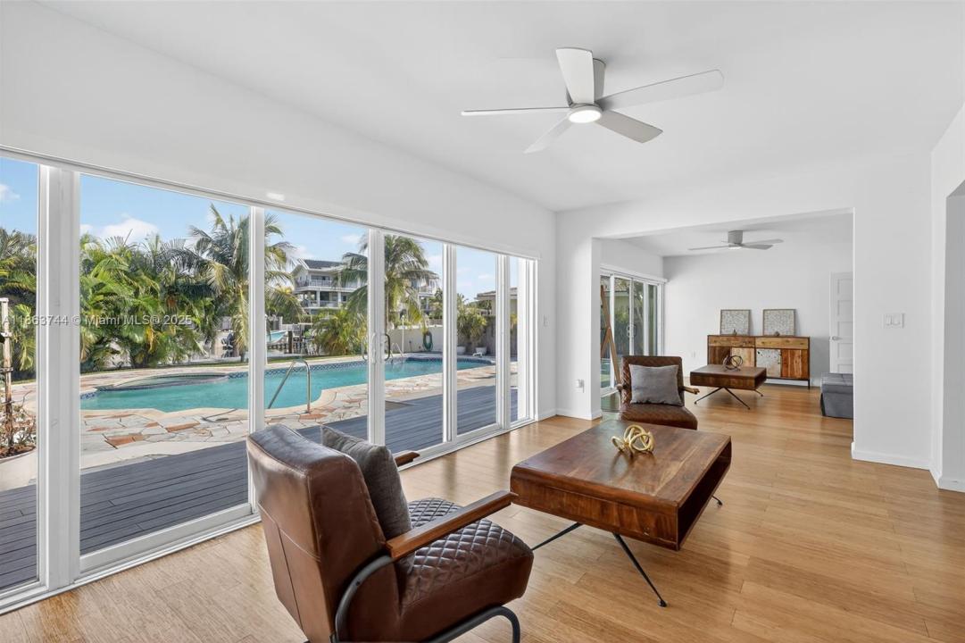 2095 Keystone Blvd 2095, North Miami, פלורידה 33181, ארצות הברית של אמריקה 