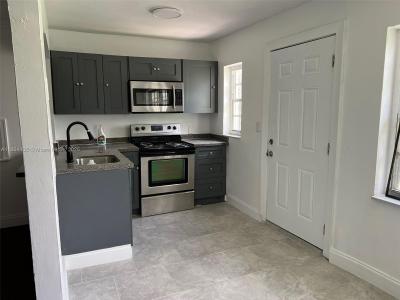 802 S 24th Ave, Hollywood, Florida 33020, USA