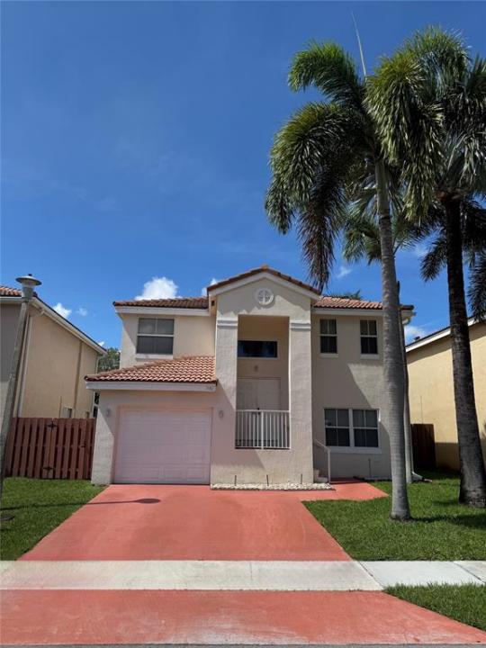 7481 Santa Monica Drive, Margate, Florida 33063, USA