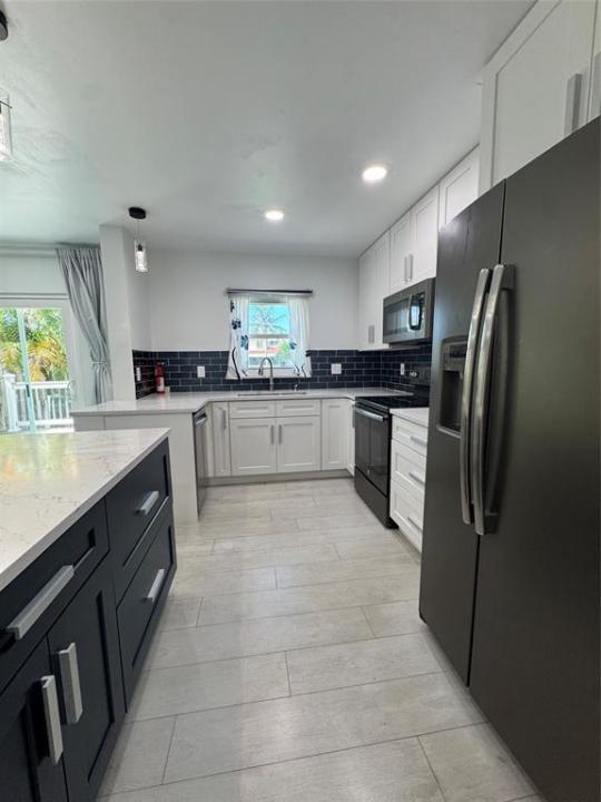 7481 Santa Monica Drive, Margate, Florida 33063, USA
