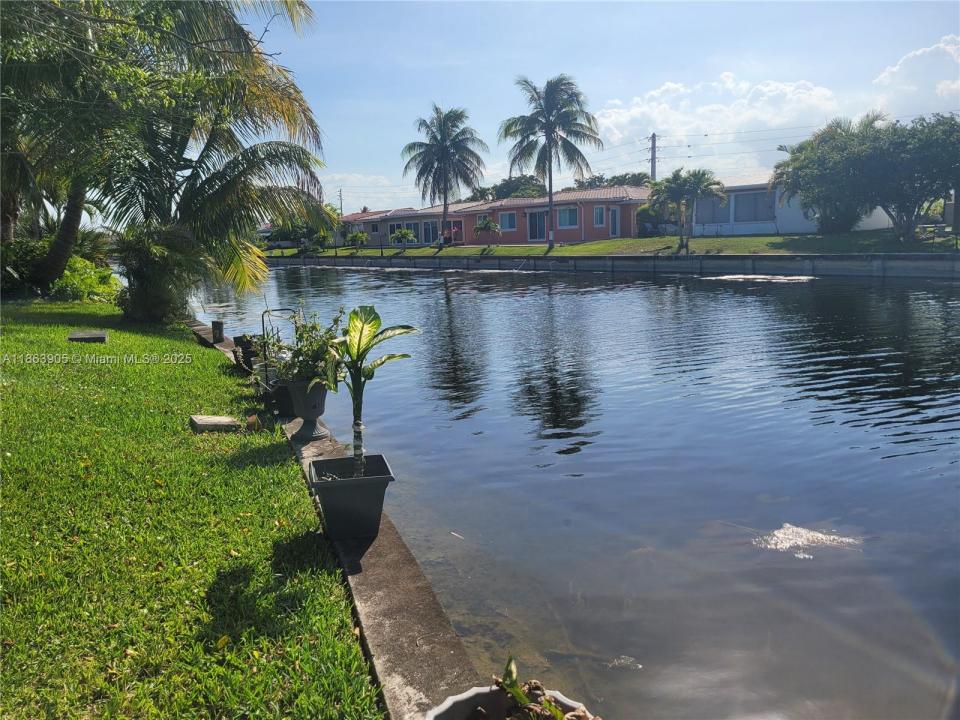 4519 NW 49th Dr, Tamarac, Flórida 33319, Estados Unidos