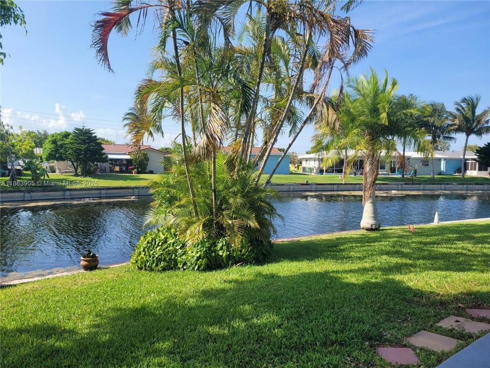 4519 NW 49th Dr, Tamarac, Flórida 33319, Estados Unidos