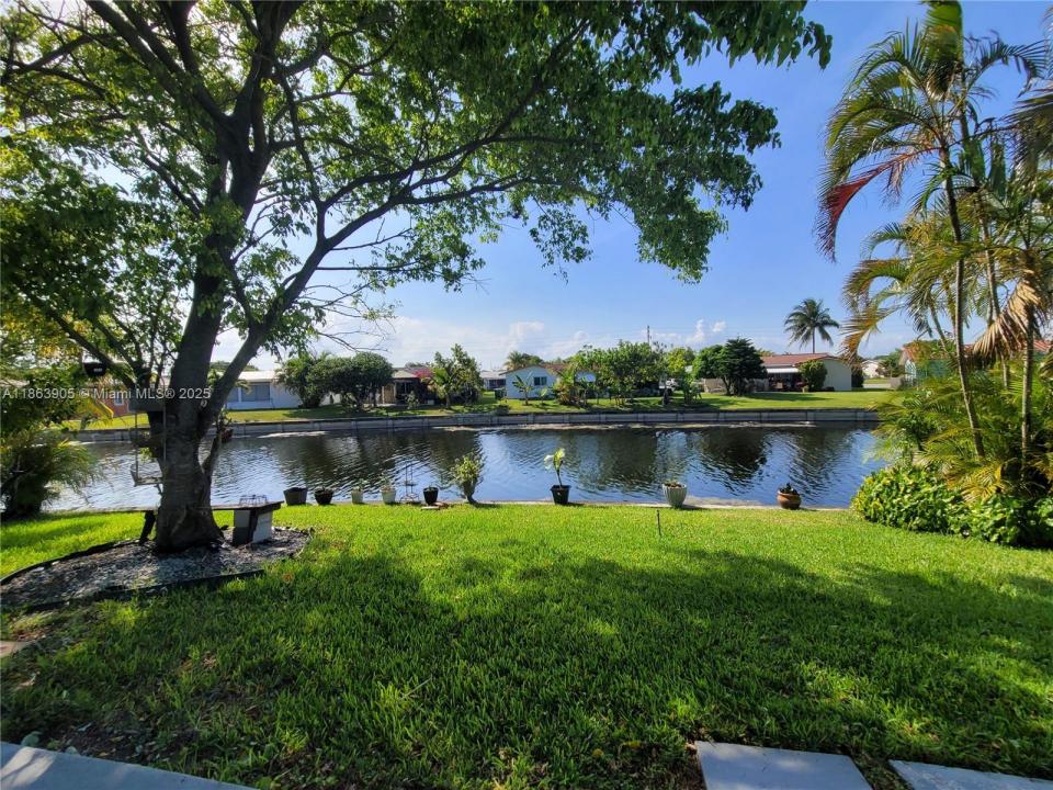4519 NW 49th Dr, Tamarac, Flórida 33319, Estados Unidos