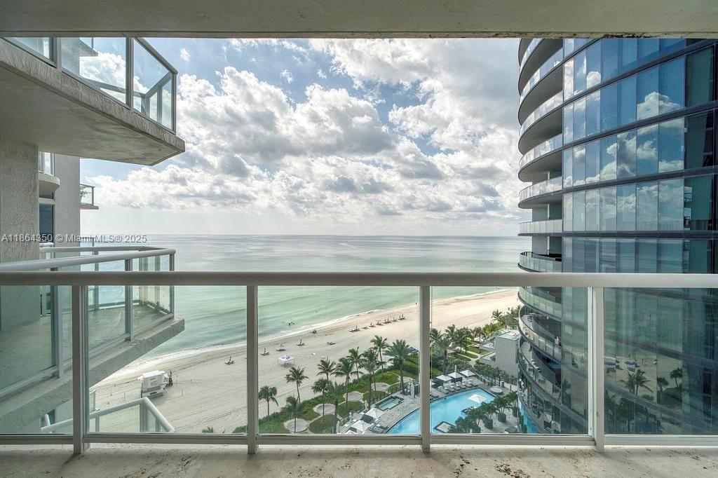 18671 Collins Ave 1203, Sunny Isles Beach, 佛罗里达州 33160, 美国