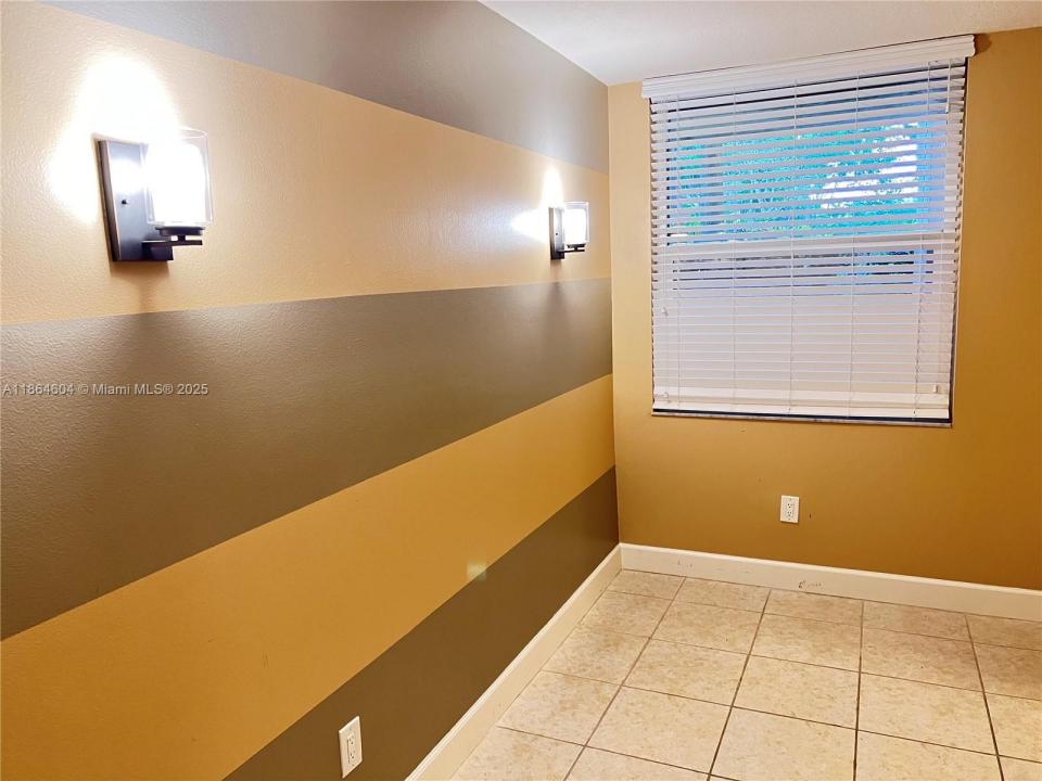 6800 Cypress Rd 101, Plantation, Florida 33317, USA