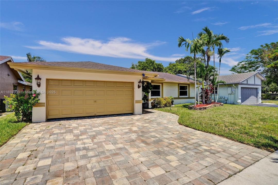 4365 NW 103rd Ter, Sunrise, Florida 33351, Stati Uniti