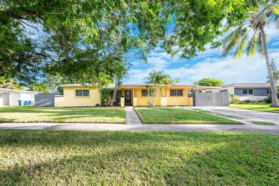 1220 NW 88th St, Miami, Florida 33147