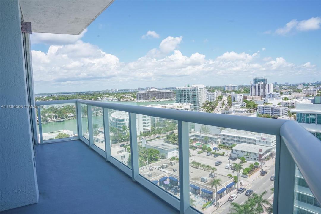 6515 Collins Ave 1709, Miami Beach, Florida 33141, Estados Unidos