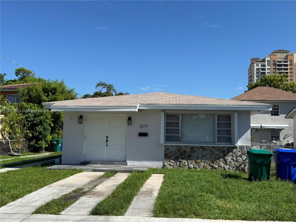 3277 SW 23rd Ter 3277, Miami, フロリダ 33145, アメリカ合衆国