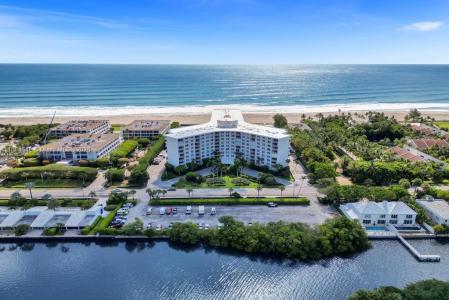 2295 S Ocean Blvd 505, Palm Beach, Florida 33480, USA