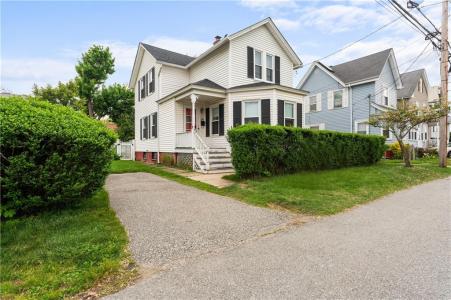 262 Sutton Avenue, East Providence, Rhode Island 02914