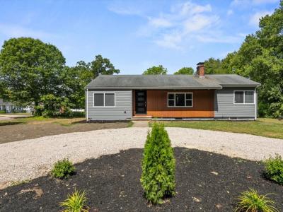 20 Maple Court, Hopkinton, RI 02804, USA