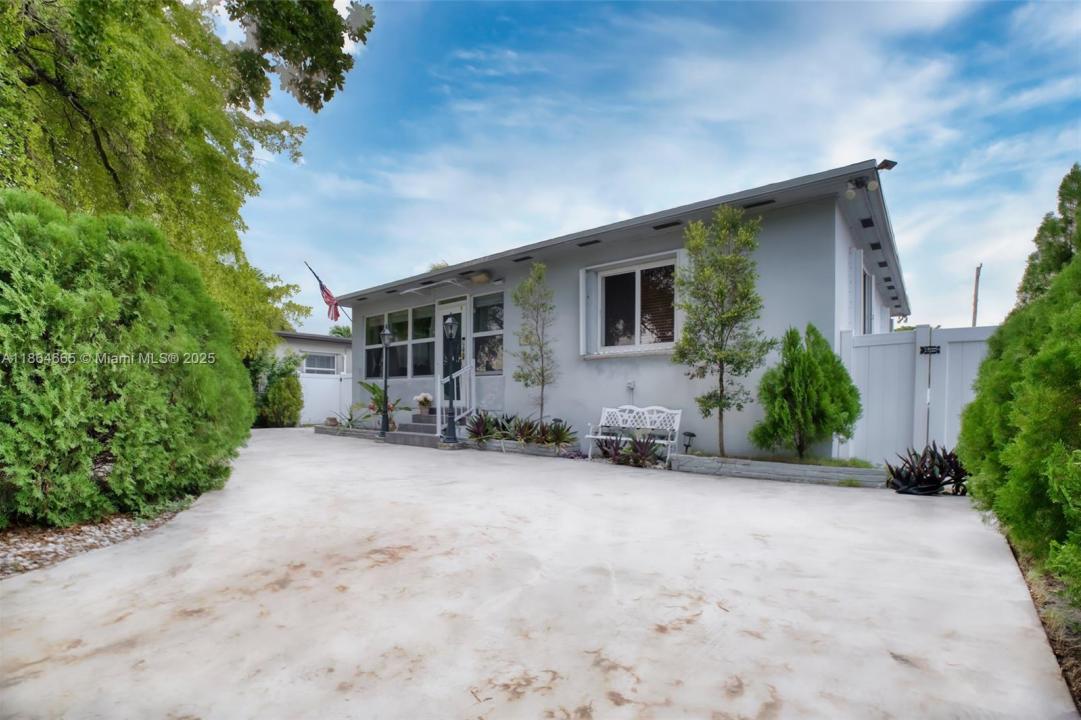 1923 Dewey St, Hollywood, פלורידה 33020, ארצות הברית של אמריקה 
