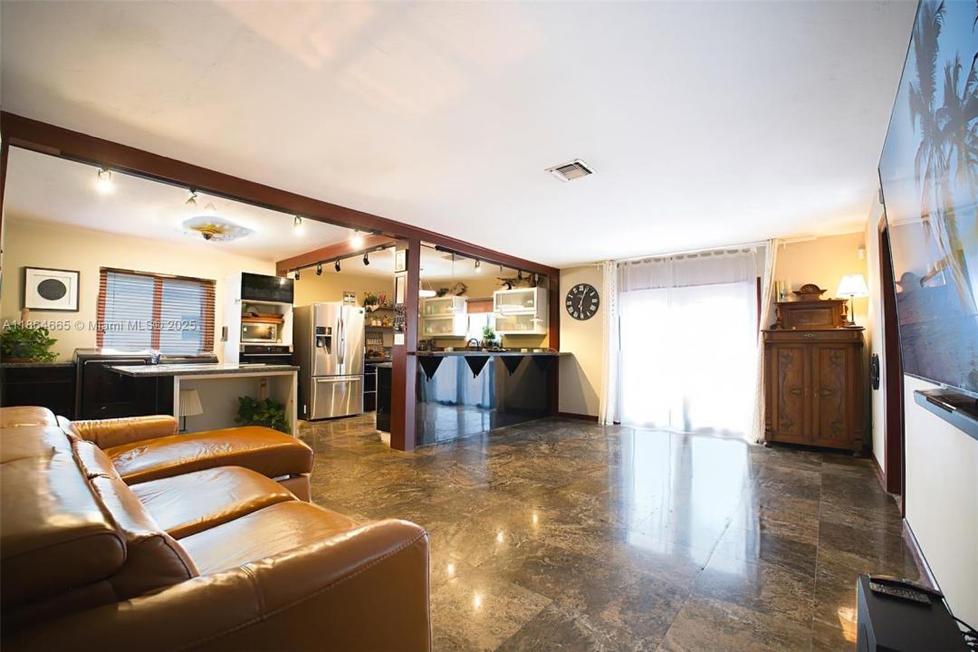 1923 Dewey St, Hollywood, פלורידה 33020, ארצות הברית של אמריקה 