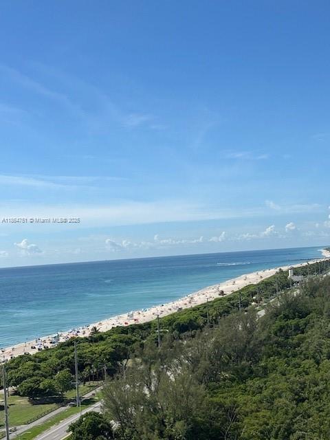 100 Bayview Dr 1906, Sunny Isles Beach, Florida 33160, Estados Unidos