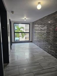 15600 NW 7th Ave 402, Miami, Florida 33169