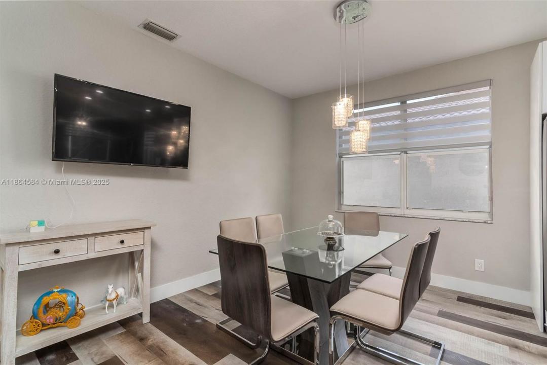 4907 Pelican Mnr, Coconut Creek, Florida 33073, Stati Uniti